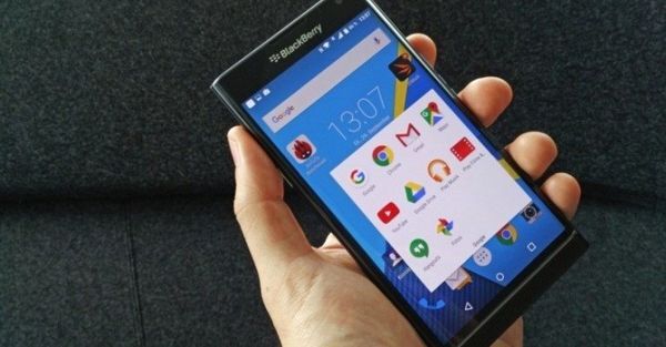 Smartphone: Cuộc chiến thay đổi để lấy lòng người tiêu dùng