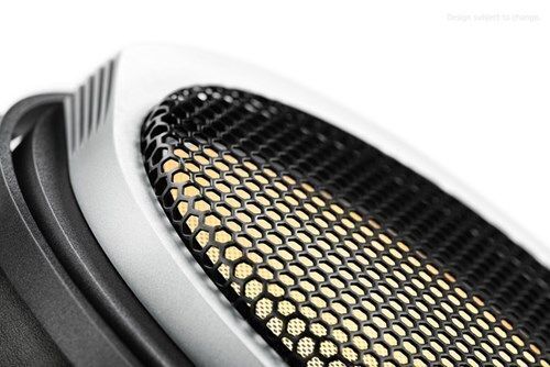 Cận cảnh chiếc tai nghe Sennheiser trị giá 1,2 tỷ đồng