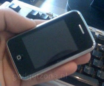 Những bản iPhone nhái thảm hoạ
