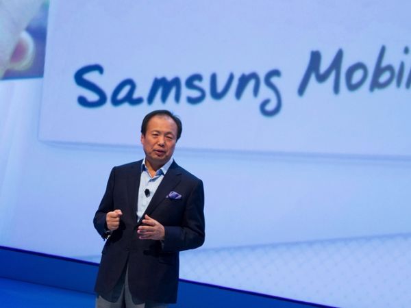 Gỡ khó cho mảng di động, Samsung thay tướng