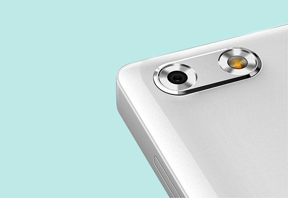 Mobiistar, smartphone thời trang, Lai Yuna, smartphone việt