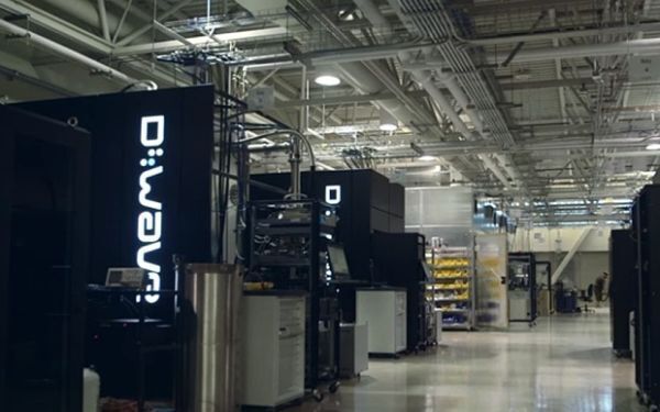 Máy tính lượng tử D-Wave của Google.