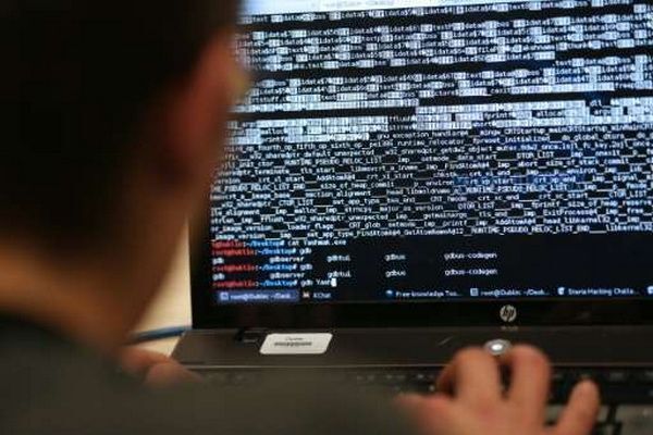 Europol ra quân ở nhiều nước, bắt 12 nghi can tấn công mạng