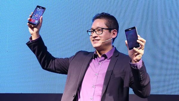 Lumia 950 và 950XL chính thức có mặt trên thị trường 