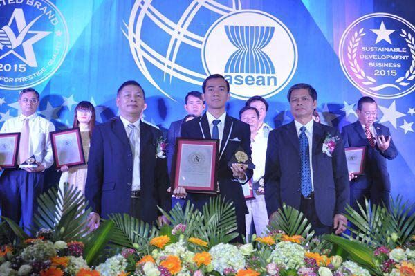 SoundMax, Top Brands 2015, giải thưởng, chứng nhận, doanh nghiệp, hoạt động xã hội