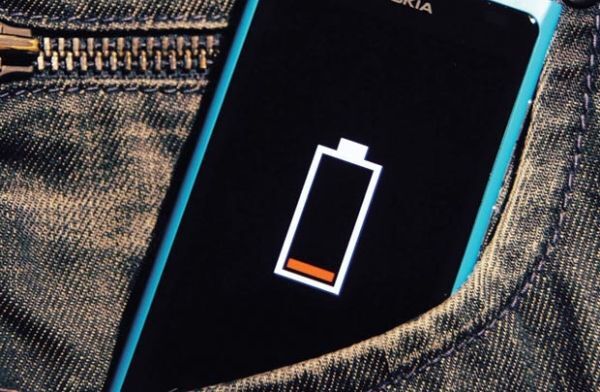 Đấu trường dung lượng pin smartphone