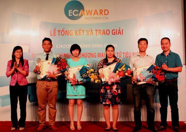  bizweb, Sao Khuê 2015, Sapo, công ty CP Công nghệ DKT, Công ty DKT, HCMC ECAward, HCMC ECAward 205, 