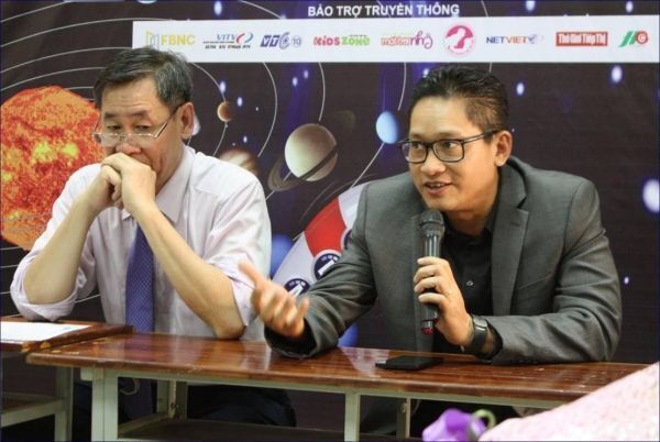 Chuyến du hành vũ trụ STEM