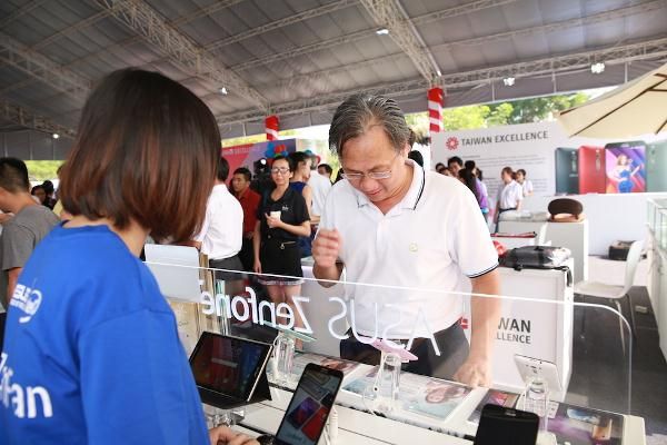 Taiwan Excellence, thương hiệu đài loan, giải việt dã, HCMC run 2016