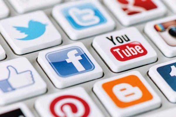 Mạng xã hội, Facebook, chính sách, Youtube, chính sách quản lý, kinh doanh mạng xã hội, 