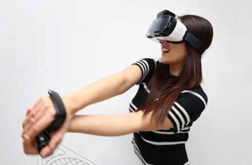 Bộ điều khiển chuyển động bằng tay dùng cho các thiết bị thực tế ảo