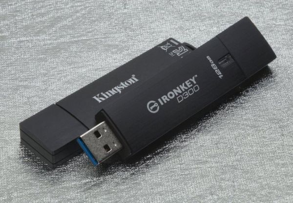 Kingston trình làng USB bảo mật mã hóa 256-bit