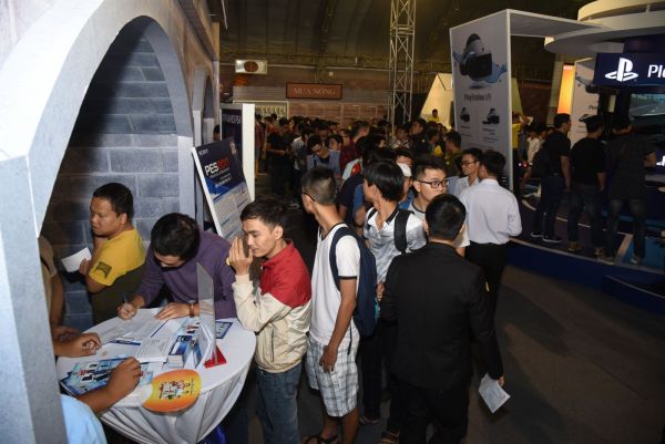  Sony, sony bravia, Sony Xperia XZ, Sony Show 2016, 
