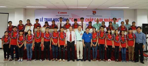 Canon, Doanh nghiệp xã hội, học bổng, Canon Việt Nam, Học bổng Canon, Canon - Chắp cánh nhân tài,