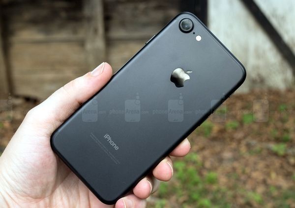 Người dùng Note 7 ồ ạt chuyển sang iPhone 7