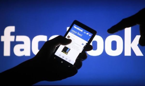 tính năng mới của Facebook giống snapchat
