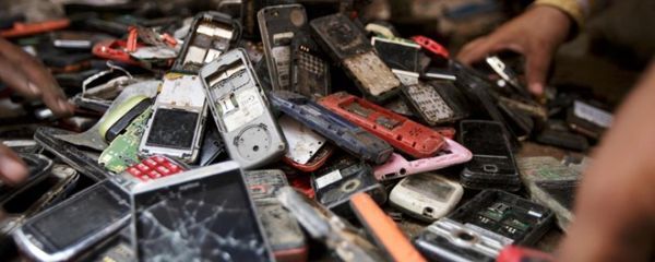 Pin, smartphone, ô nhiễm môi trường, kim loại quý, Trung Quốc