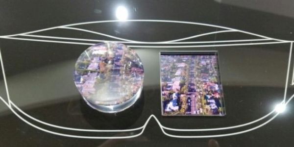 Màn hình smartphone có mật độ điểm ảnh 1000 ppi