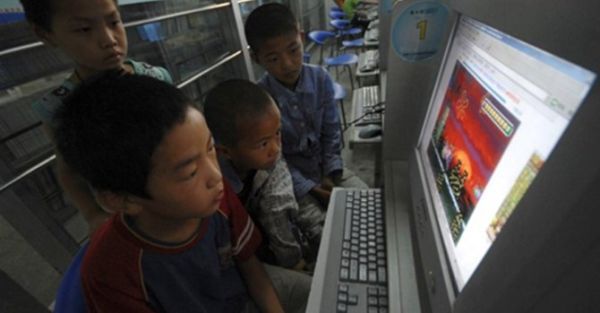 Trung Quốc sắp cấm chơi game vào ban đêm?