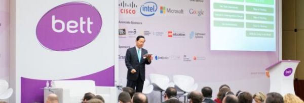 Microsoft tập trung và chuyển đổi học tập cho tương lai kỹ thuật số