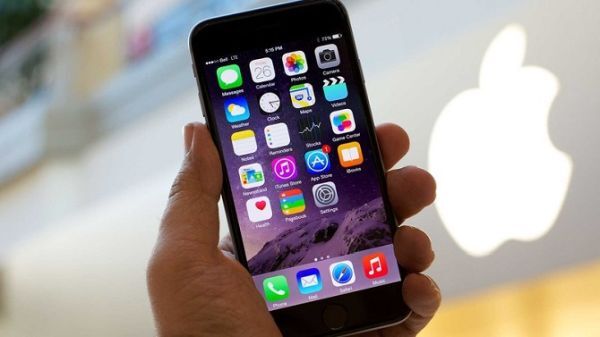 Hàng loạt iPhone 6/6S đột nhiên 