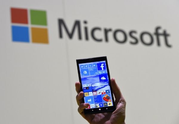 Microsoft hợp tác HP phát triển smartphone chạy Windows 10