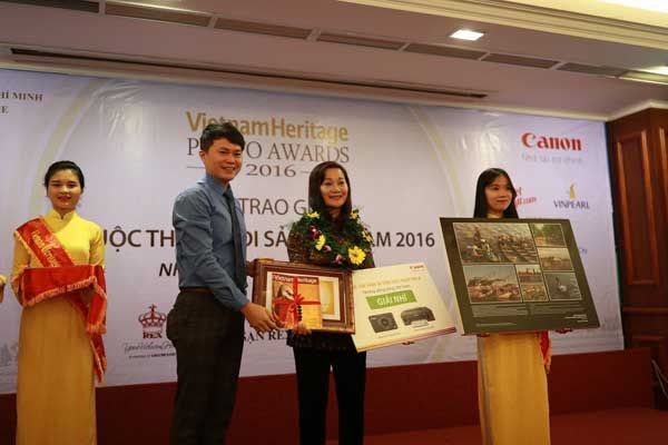 Cuộc thi ảnh Di sản Việt Nam 2016: tôn vinh cảnh sắc, con người Việt Nam