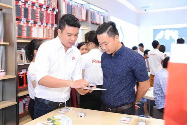 Huawei, chăm sóc khách hàng, trung tâm bảo hành, chăm sóc khách hàng đa kênh, trung tâm dịch vụ khách hàng, dịch vụ hậu mãi