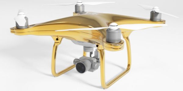DJI Phantom 4 mạ vàng cực độc giá 24.000USD