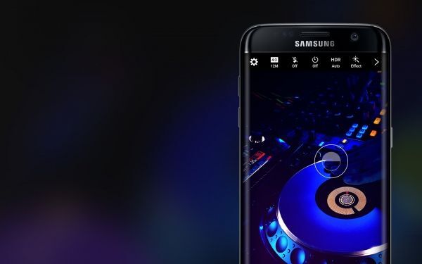 Samsung có thể lùi ngày ra mắt Galaxy S8