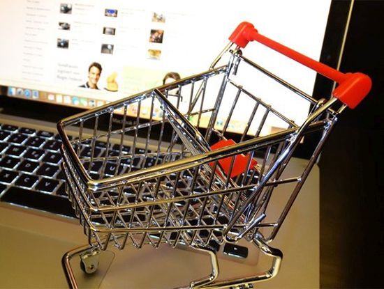 Ấn Độ trợ giá cho các giao dịch điện tử