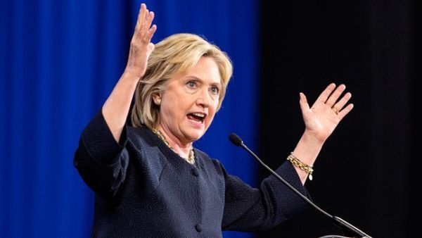Gần 5 triệu người ký tên online đề nghị bỏ phiếu cho H.Clinton