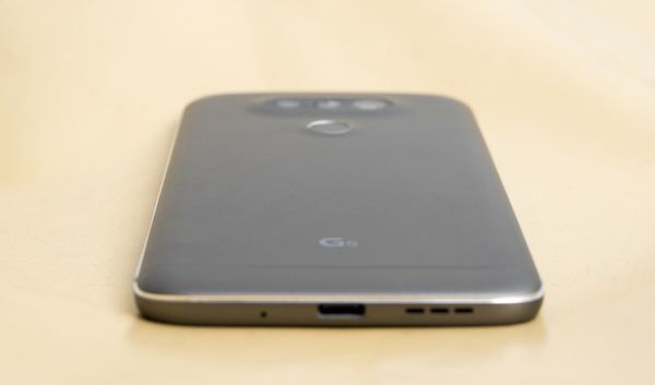  LG G6 sẽ có thiết kế chống thấm nước thay vì kiểu mô đun như mẫu LG G5
