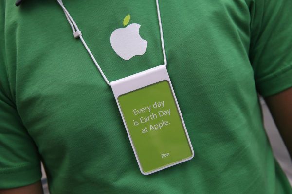 Apple cũng có nhiều sáng kiến thân thiện với môi trường