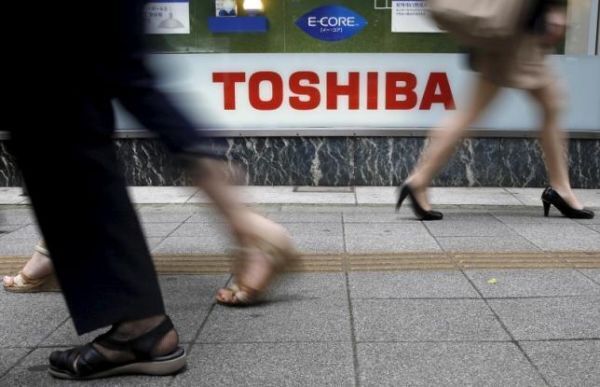 Toshiba, Fujitsu, VAIO, kinh doanh, thương trường