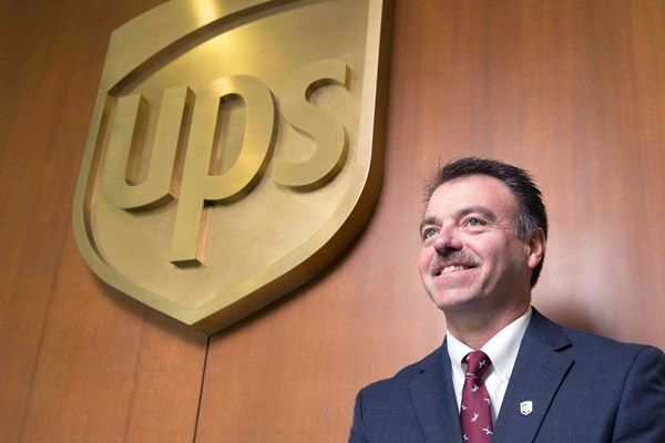 UPS, nhân lực, logistic, vận chuyển