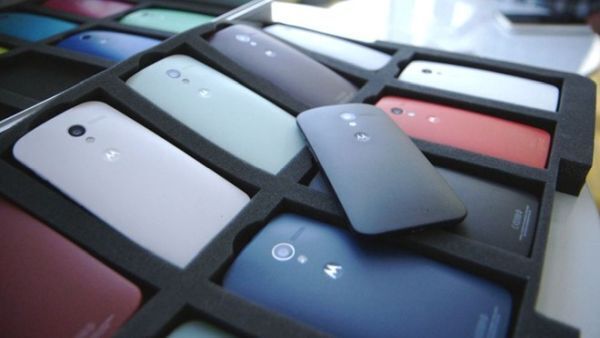 Tại sao các nhà sản xuất Android lỗ vẫn làm?