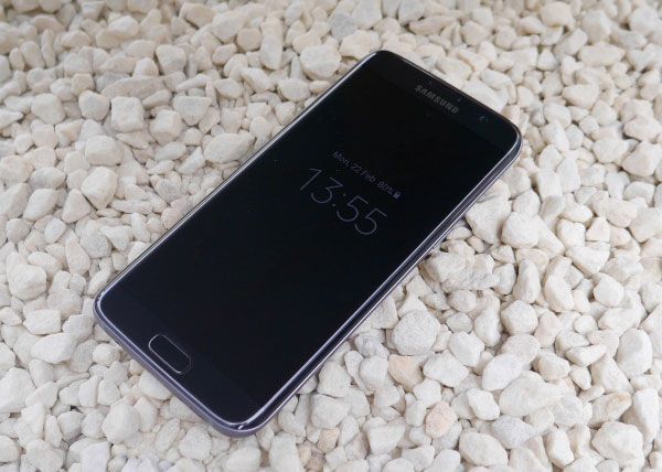 Samsung Galaxy S7 Duo không hỗ trợ Quick Charge 3.0