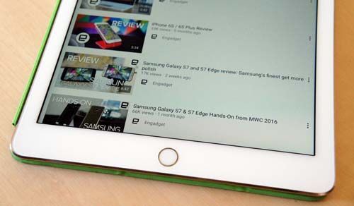 iPad nhận tính năng chia màn hình và sử dụng ứng dụng song song