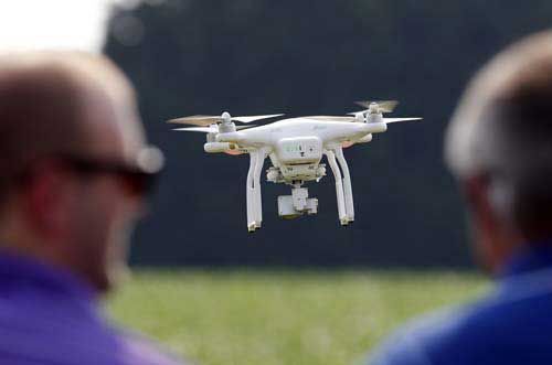 máy bay không người lái, drone, FAA, Federal Aviation Administration,