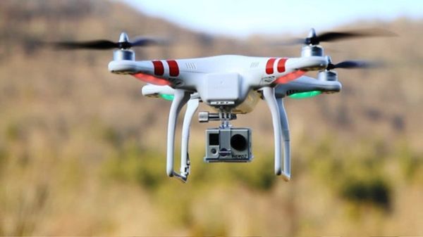 Không cấm dùng flycam tại Lễ hội đền Hùng 2016