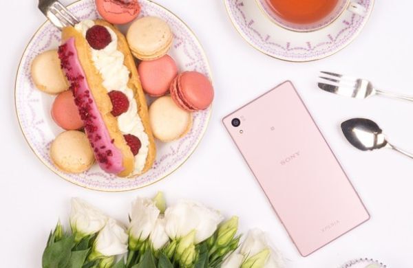 Xperia Z5 Premium thêm phiên bản màu hồng