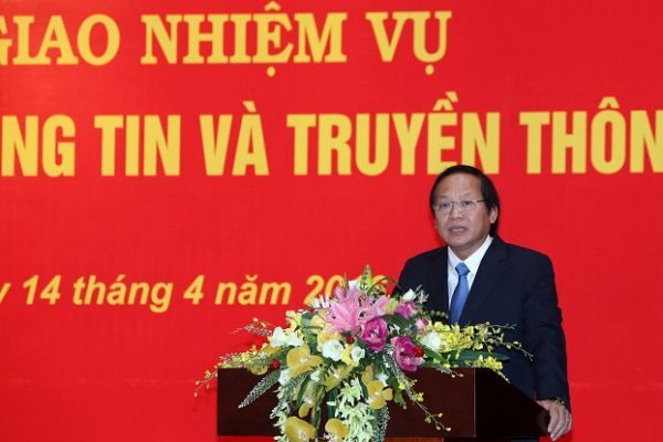 Bộ trưởng Bộ TT&TT Trương Minh Tuấn chính thức nhận bàn giao nhiệm vụ