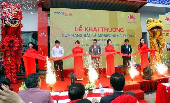 MobiFone khai trương cửa hàng bán lẻ M360 thứ 10