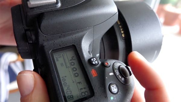 Nikon D750 tiếp tục dính lỗi màn trập