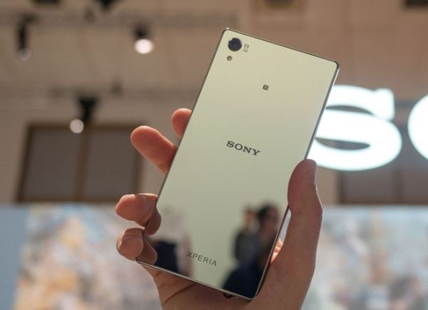 Xperia Z5 Premium giảm giá 3 triệu đồng
