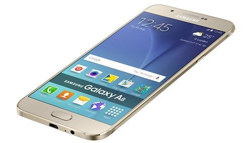 Galaxy A8 hiện có giá bán ở mức 8,99 triệu đồng.
