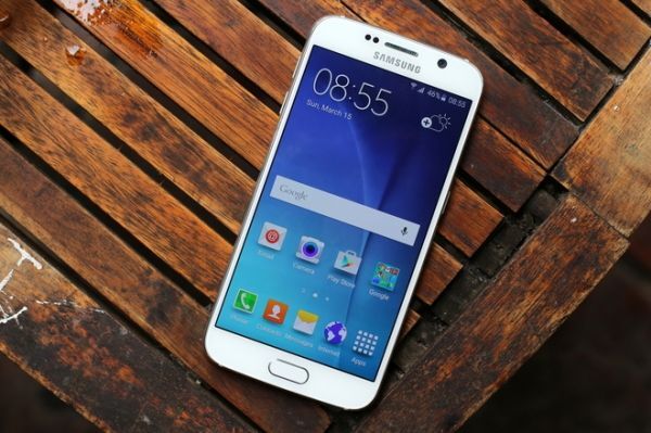 Galaxy S6 giảm giá xuống còn 9,9 triệu