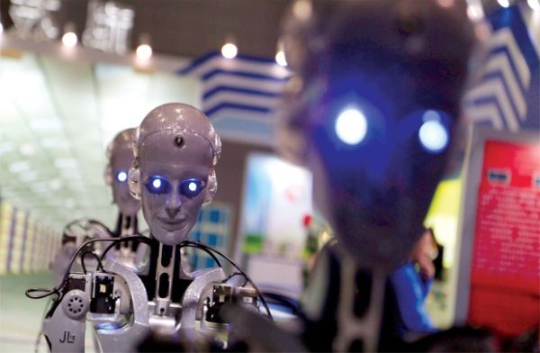 Robot và thị trường lao động Nhật Bản: Cuộc khủng hoảng hai mặt