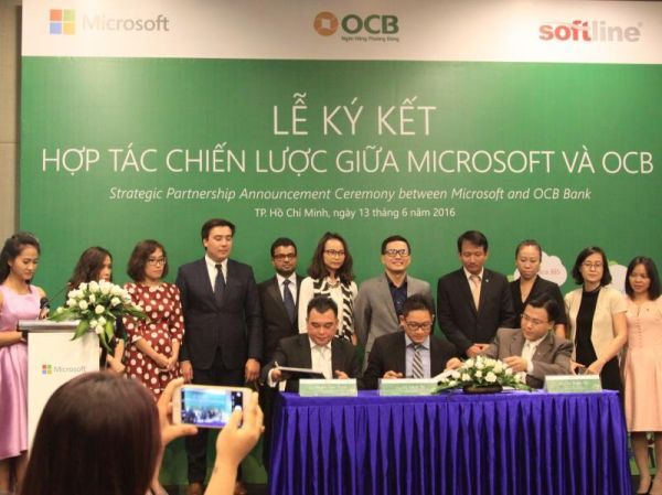 .Microsoft và Ngân hàng Phương Đông kí kết hợp tác chiến lược